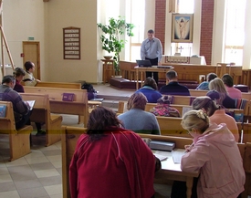 Õppetöö toimus Saranskis otse kirikusaalis.